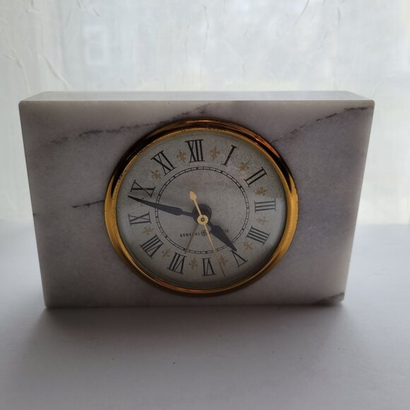 Vintage General Electric Marble Mantel Clock With Roman Numerals & Brass Trim - Picture 4 of 4
